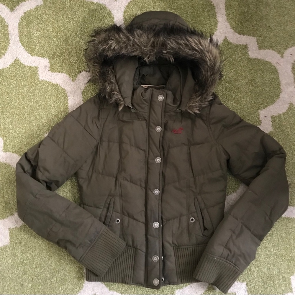 Hollister Puffer Jacket ✨ Parka Hood ✨ Size M